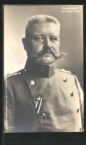 AK Generaloberst Paul von Hindenburg in Uniform