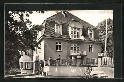 AK Gottleuba i. Sa., Blick aufs Sanatorium, Haus F 6