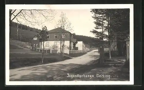 AK Geising, Strassenpartie mit Jugendherberge