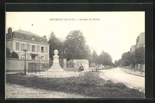 AK Dourdan, Avenue de Paris