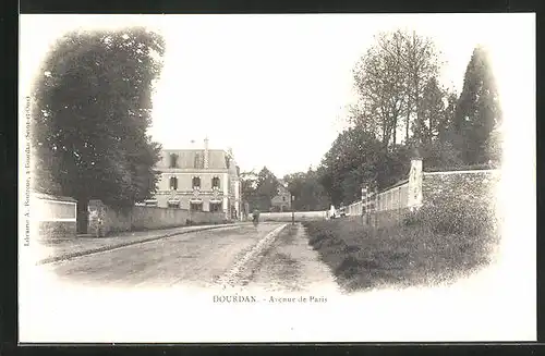 AK Dourdan, Avenue de Paris