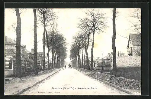 AK Dourdan, Avenue de Paris