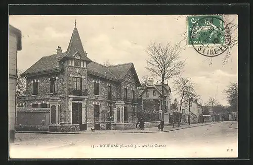 AK Dourdan, Avenue Carnot