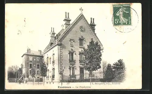 AK Essonnes, Le Presbytère