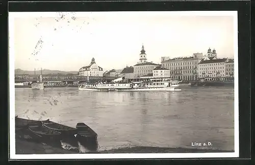 AK Linz a. D., Flusspartie mit Dampfern
