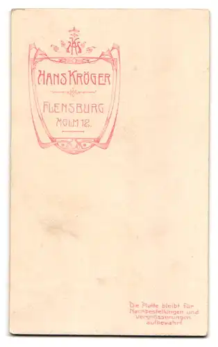 Fotografie Hans Kröger, Flensburg, Holm 12, Portrait junge Dame mit hochsteckfrisur