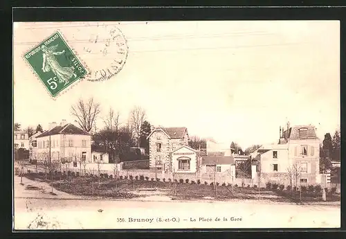 AK Brunoy, La Place de la Gare
