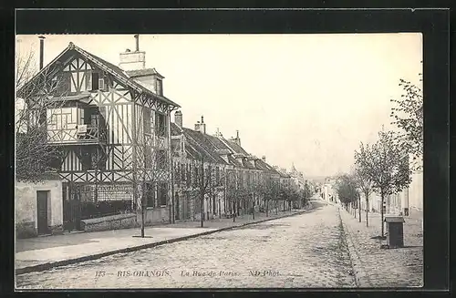 AK Ris-Orangis, La Rue de Paris, Strassenpartie