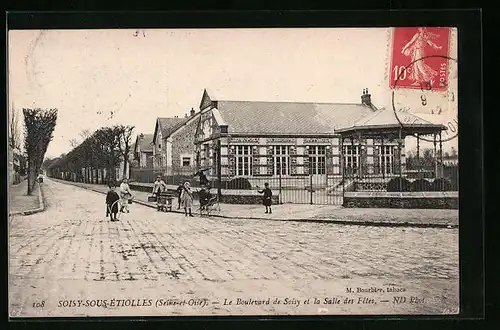 AK Soisy-sous-Etiolles, le Boulevard de Soisy et la Salle des Fetes
