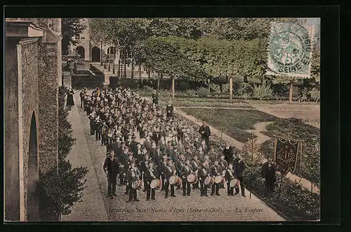 AK Igny. Institution Saint-Nicolas, la Fanfare