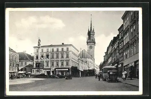 AK Znaim a. Thaya, Blick vom Platz zur Kirche