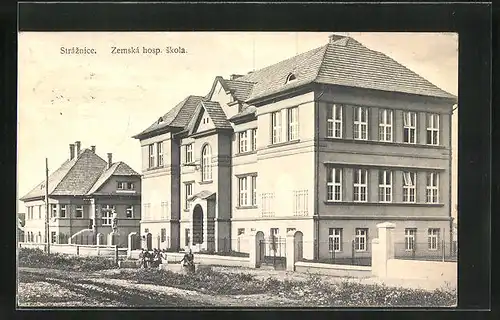 AK Straznice, Zemska hosp. skola