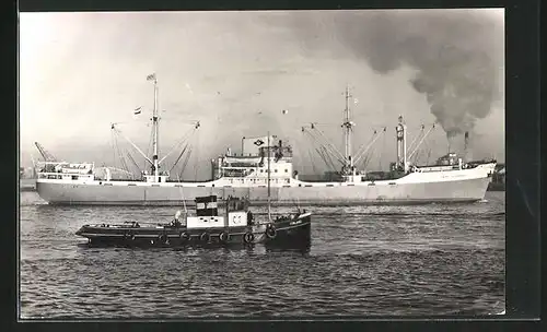 AK Handelsschiff M. S. Prins Alexander bei Hafeneinfahrt