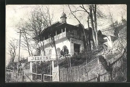 AK Mladec, Krápnikové jeskyne, Turistická chata