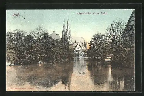 AK Soest, Wiesenkirche mit grossen Teich