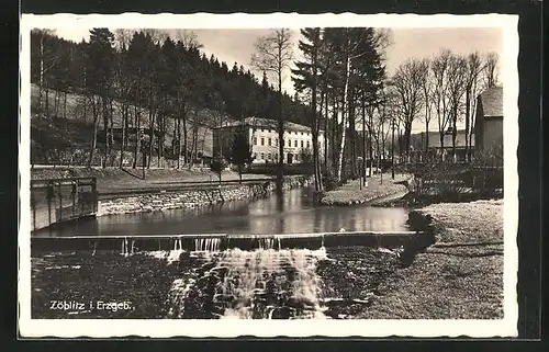 AK Zöblitz i. Erzgeb., am Ufer des Flusses