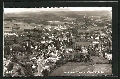 AK Wiehl im Oberbergischen, Fliegeraufnahme der gesamten Stadt, Hugo Müller Bahnhofsgaststätte