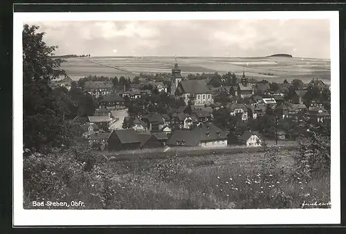 AK Bad Steben in Oberfr., Generalansicht der Ortschaft, Blick zur Kirche