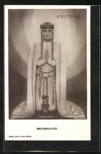 AK Kriemhild kniet und betet, Margarete Schön in Die Nibelungen