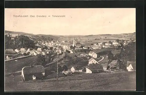 AK Neuhausen, Totalansicht mit Blick zur Kirche