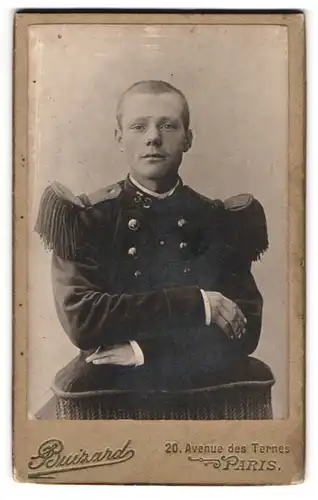 Fotografie Buizard, Paris, Avenue des Terncs 20, Portrait französischer Soldat in Uniform Rgt. 39