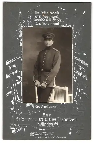 Fotografie unbekannter Fotograf und Ort, Portrait junger Soldat in Uniform Rgt. 15