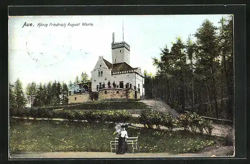 AK Aue, König Friedrich August Warte mit Passantin