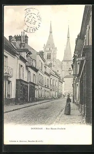 AK Dourdan, La Rue Haute-Foulerie