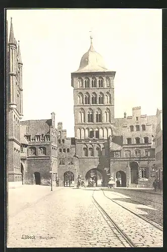 AK Lübeck, Strassenpartie mit Burgtor
