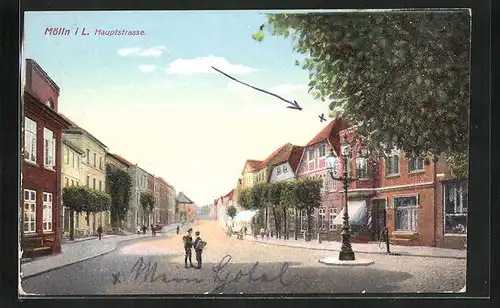AK Mölln i. L., Haupstrasse mit Passanten