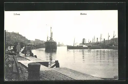 AK Libau, Hafenpartie mit Schiffen