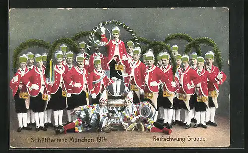 AK Der Schäfflertanz in München 1914, Mitglieder der Reifschwung-Gruppe in Kostümen
