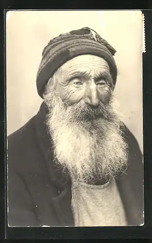 AK Alter Mann mit Rauschebart und Mütze