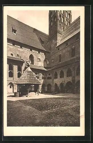 AK Marienburg / Malbork, Kreuzgang im Hochschloss