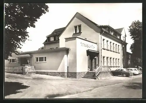AK Colditz, Strassenpartie mit dem Gasthaus Handwerkerheim Waldhaus