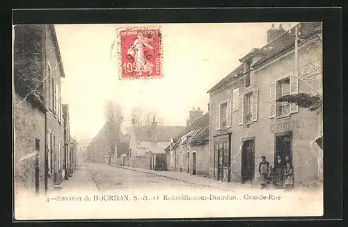 AK Roinville-sous-Dourdan, Grande Rue