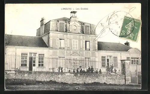 AK Limours, Les Écoles