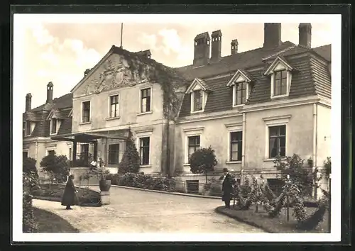 Foto-AK Cadinen bei Elbing / Elblag, Blick auf das Schloss