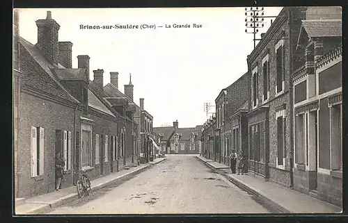 AK Brinon-sur-Sauldre, La Grande Rue