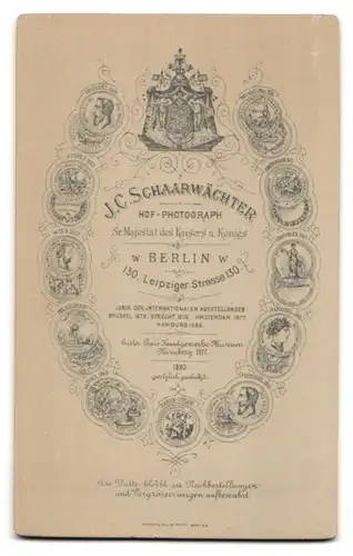 Fotografie J. C. Schaarwächter, Berlin-W., Leipziger-Strasse 130, Portrait modisch gekleideter Herr mit Oberlippenbart