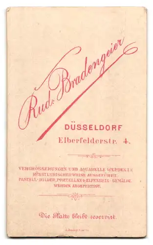 Fotografie Rud. Bradengeier, Düsseldorf, Elberfelderstr. 4, Portrait stattlicher Herr mit Zwicker und Zwirbelbart