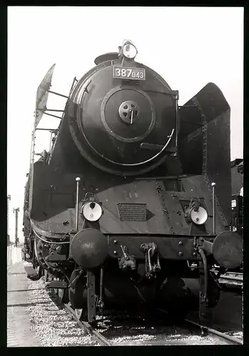 Fotografie Eisenbahn Tschechoslowakische Staatsbahnen CSD, Dampflok Nr. 387-043