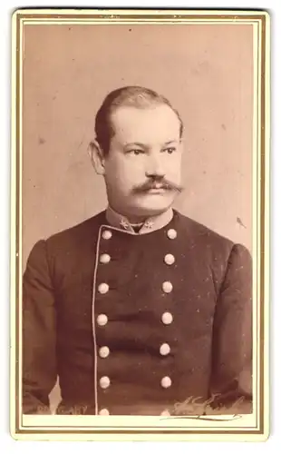 Fotografie Al. Spirk, Rokycan, Portrait Soldat in Uniform mit Moustache