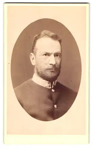Fotografie Baldi & Würthle, Salzburg, Schwarzstr. 3, Portrait Oberstleutnant Soden, Festungskommandant in Salzburg