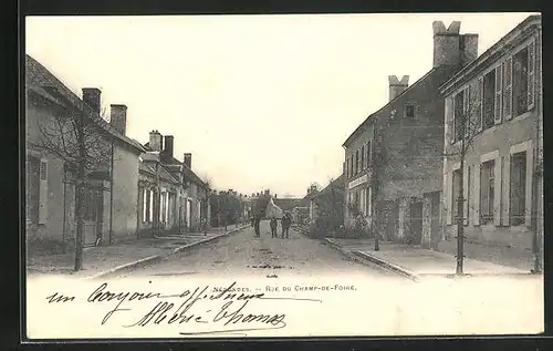 AK Nérondes, Rue du Champ-de-Foire