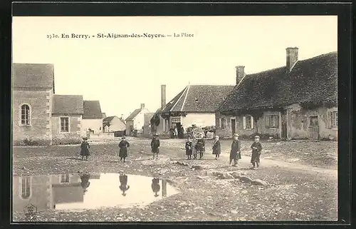 AK St.-Aignan-des-Noyers en Berry, La Place