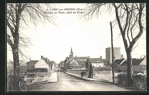 AK Lury-sur-Arnon, Entrée du Pont, côté de Chéry