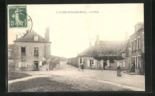 AK Le Bec d`Allier, La Place