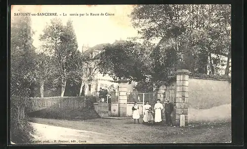 AK Savigny-en-Sancerre, La sortie par la Route de Cosne