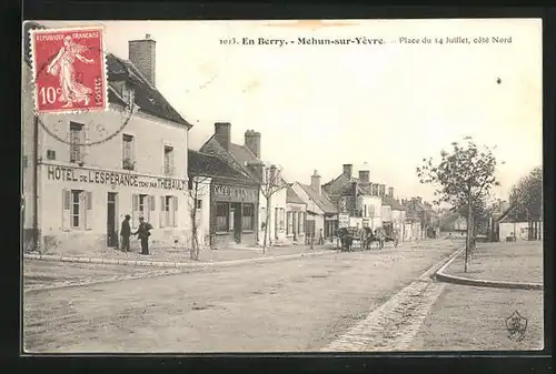 AK Mehun-sur-Yèvre, Place du 14 Juillet